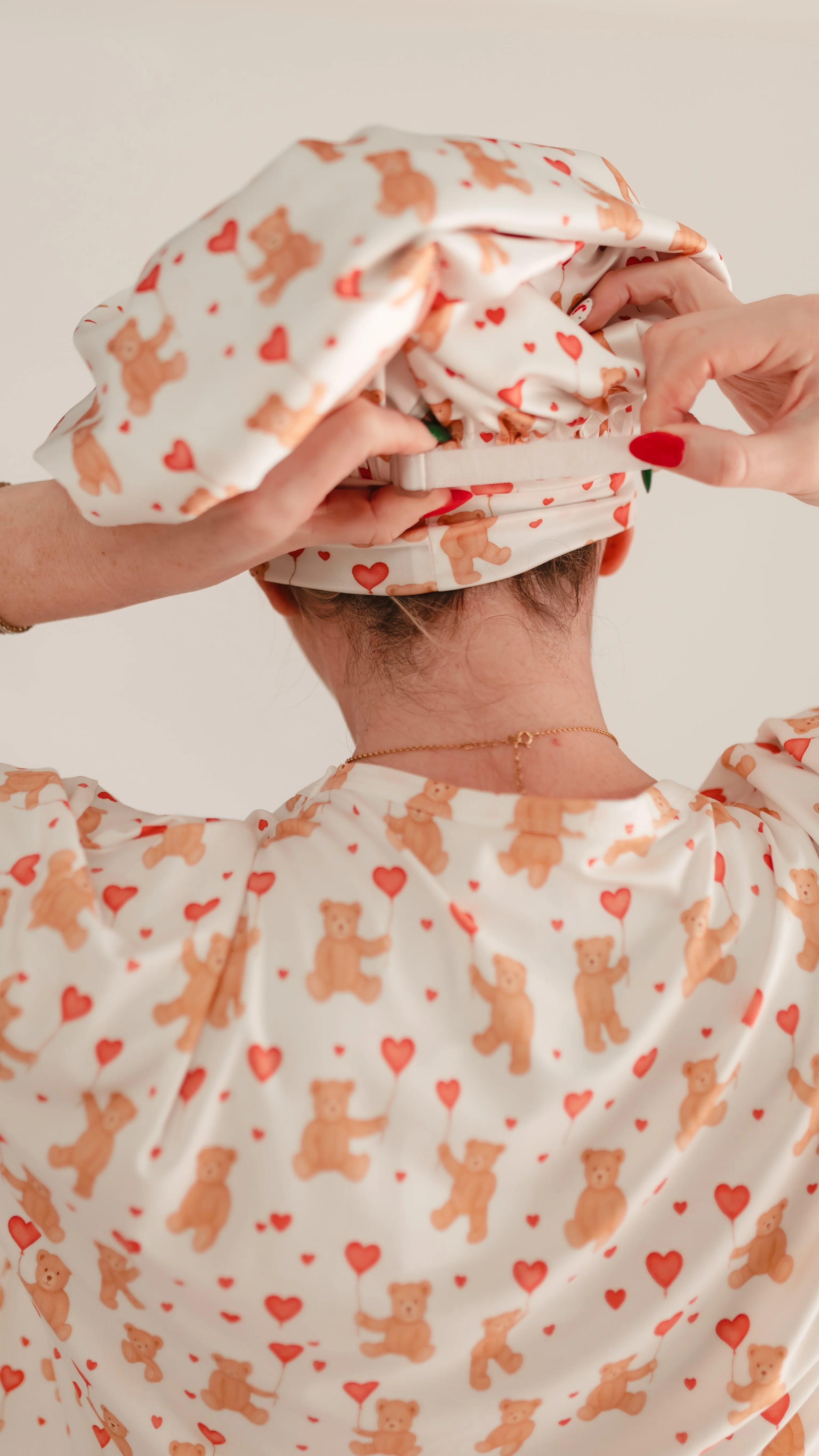 Adult Satin Bonnet in Heart Bears - Image 2