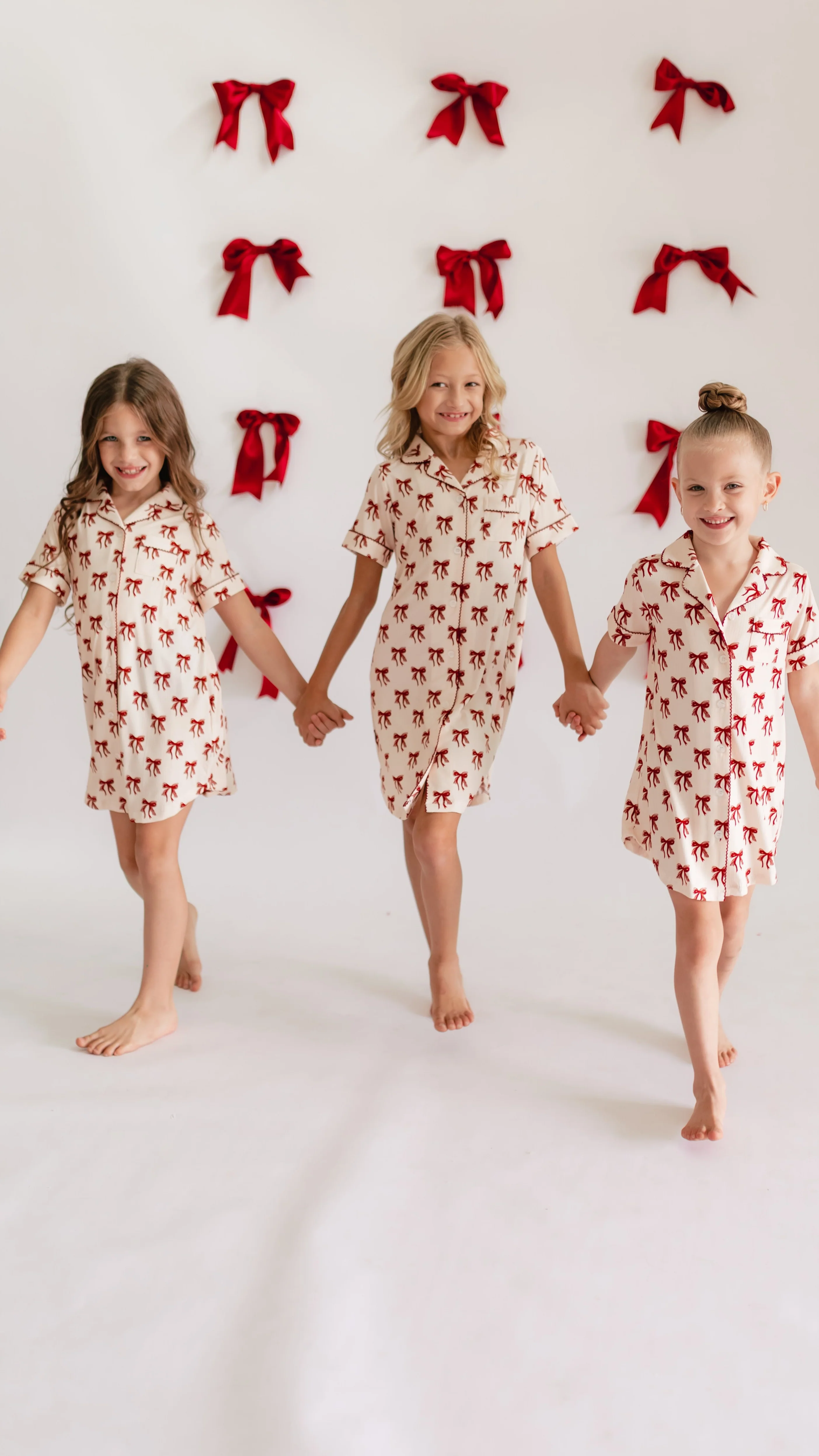 Girl's Button Down Ribbed Dress in Classic Bows - Image 3