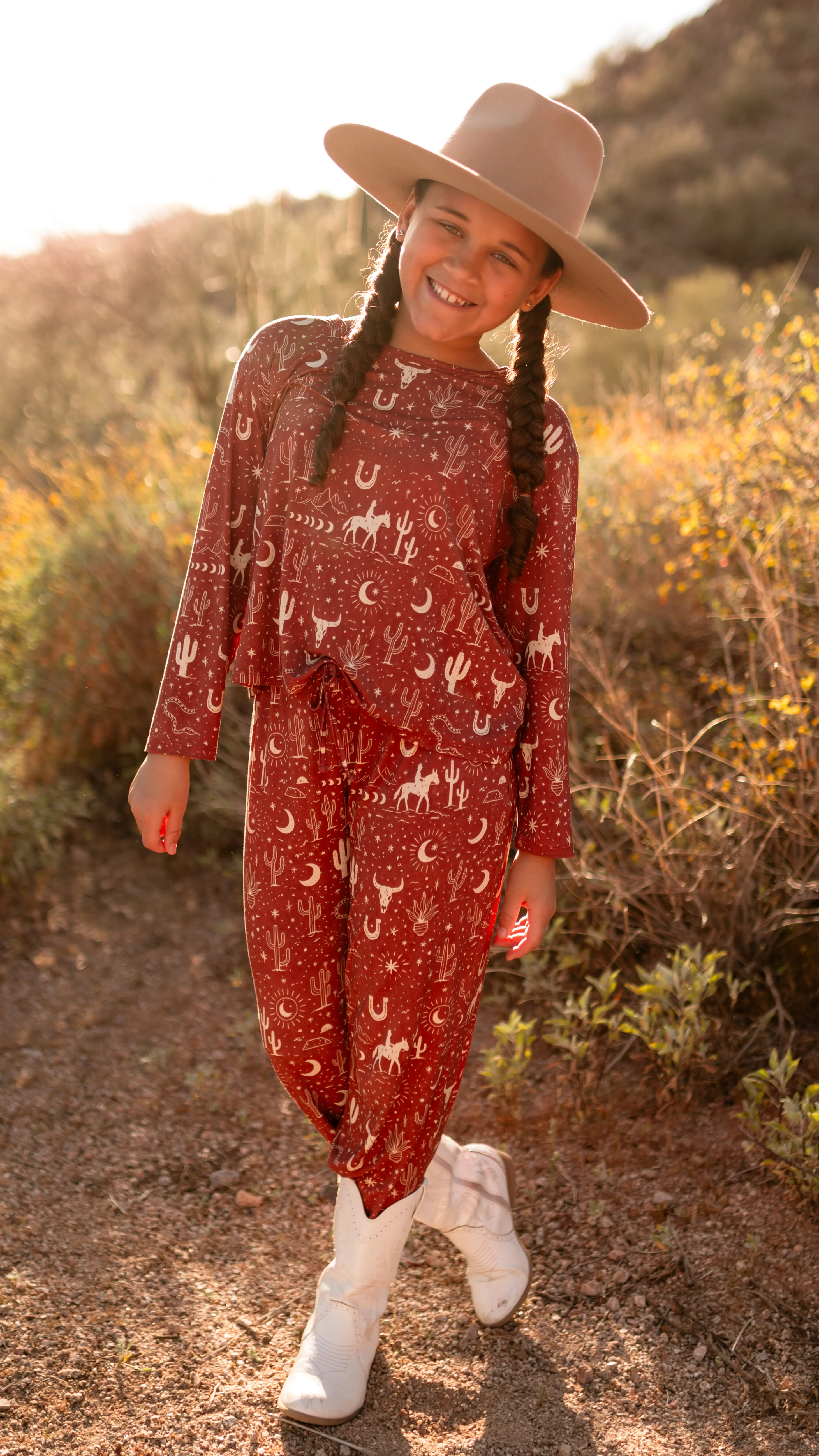 Girl's Long Sleeve and Pants Set in Western Desert