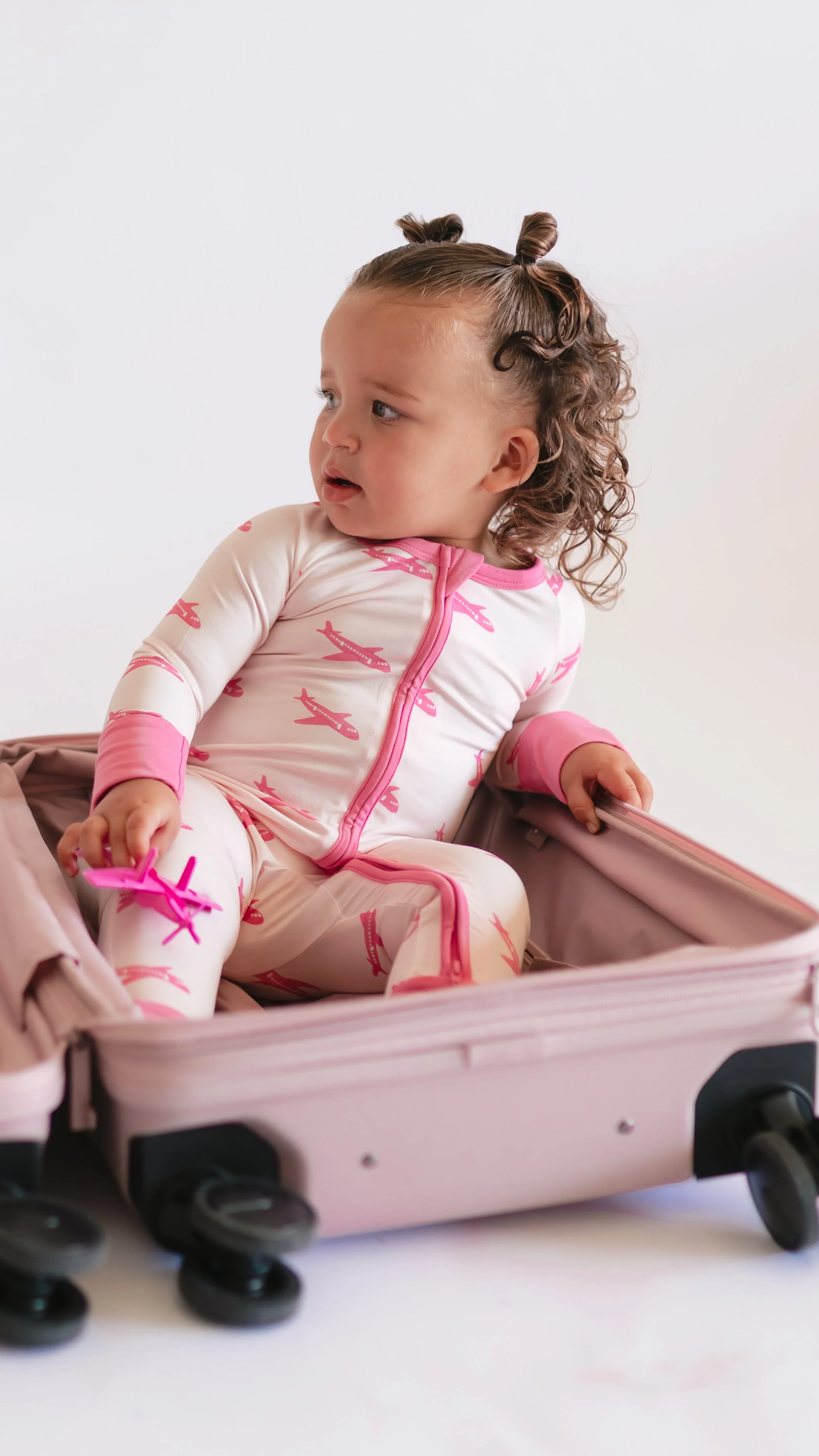 Infant Romper in Pink Planes