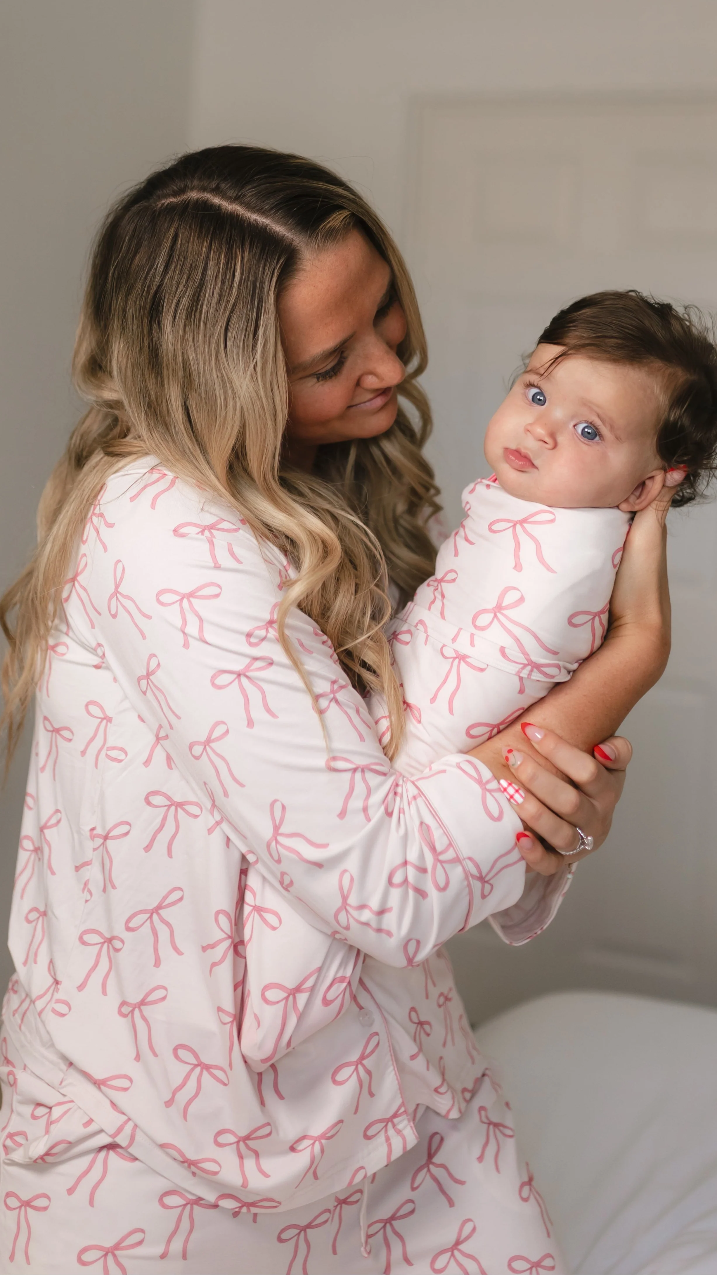 Infant Swaddle in Halle - Image 4