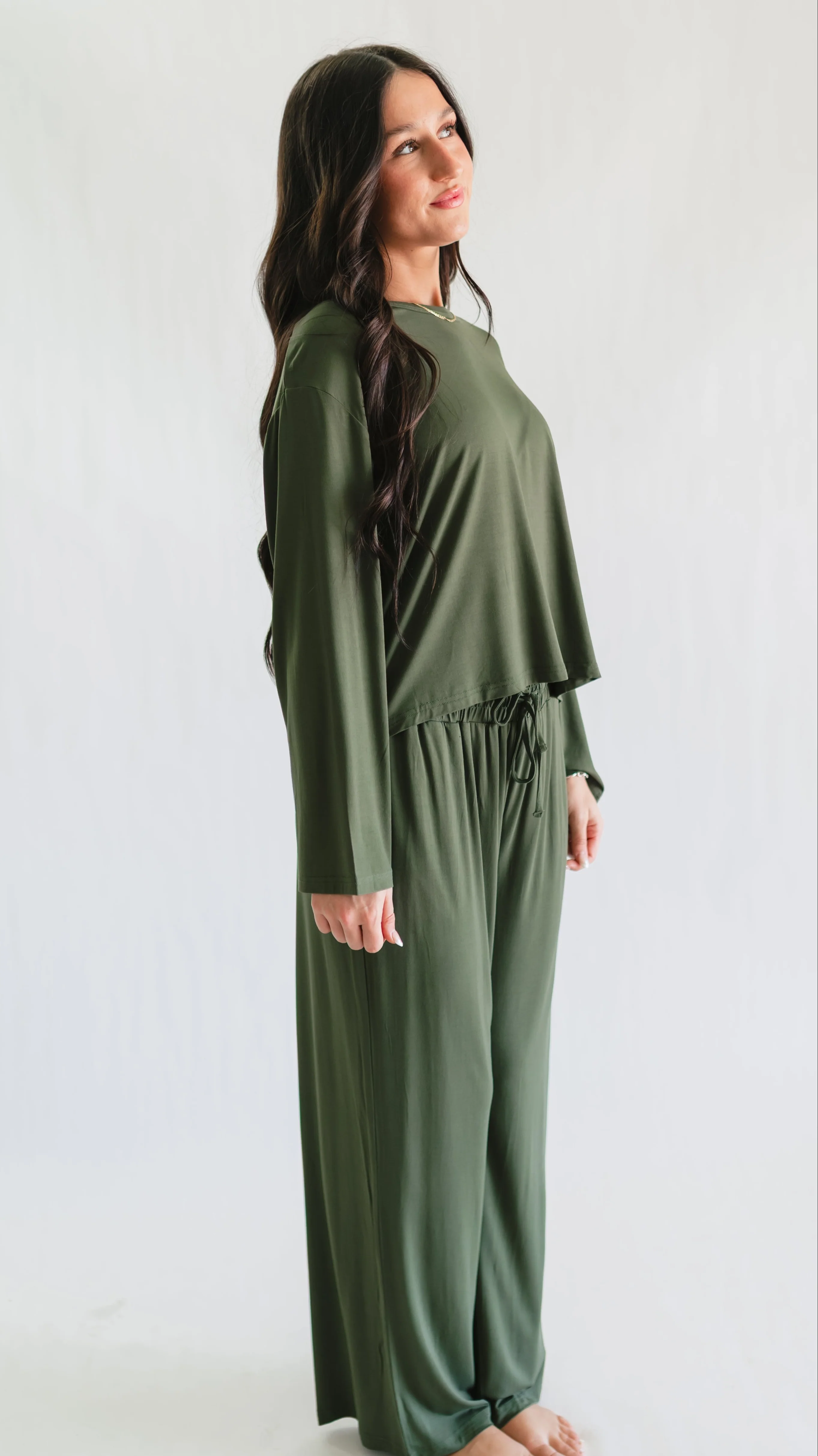 Women's Long Sleeve and Pants Set In Emerald Green - Image 3