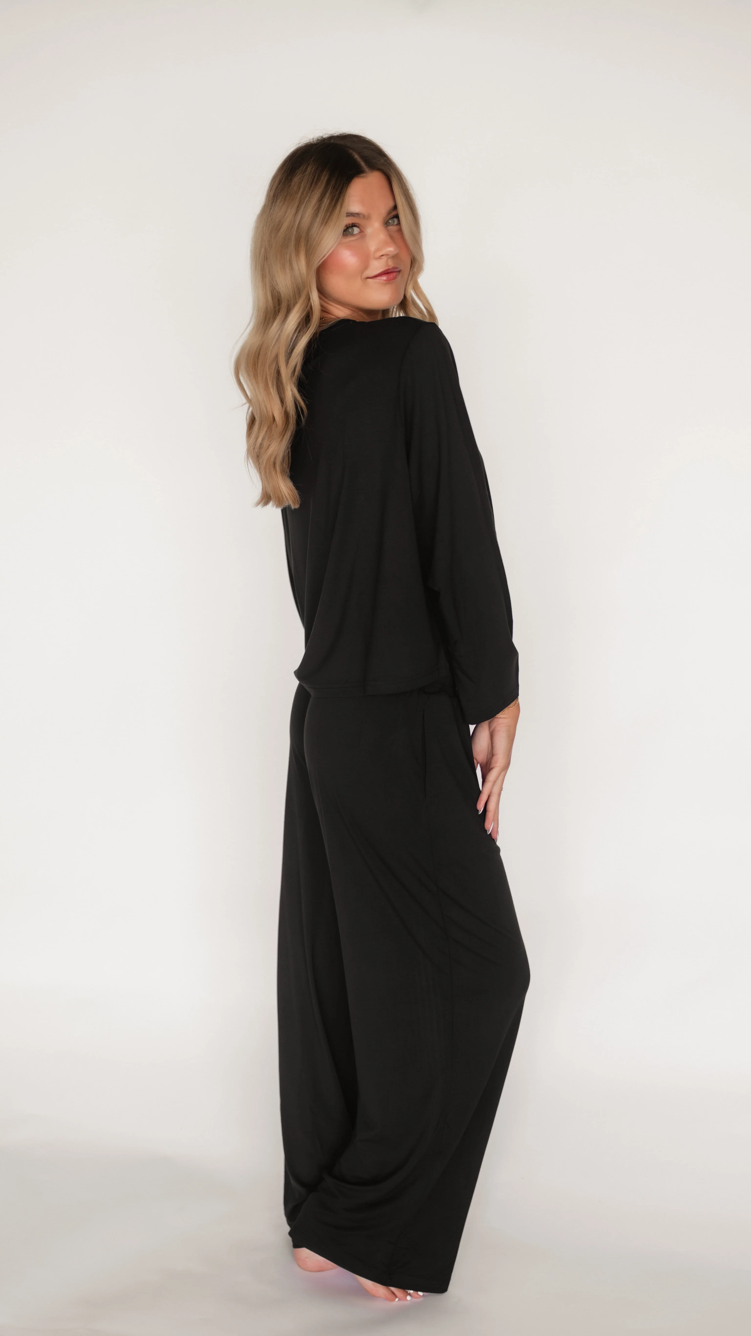 Women's Long Sleeve and Pants Set In Solid Black - Image 3