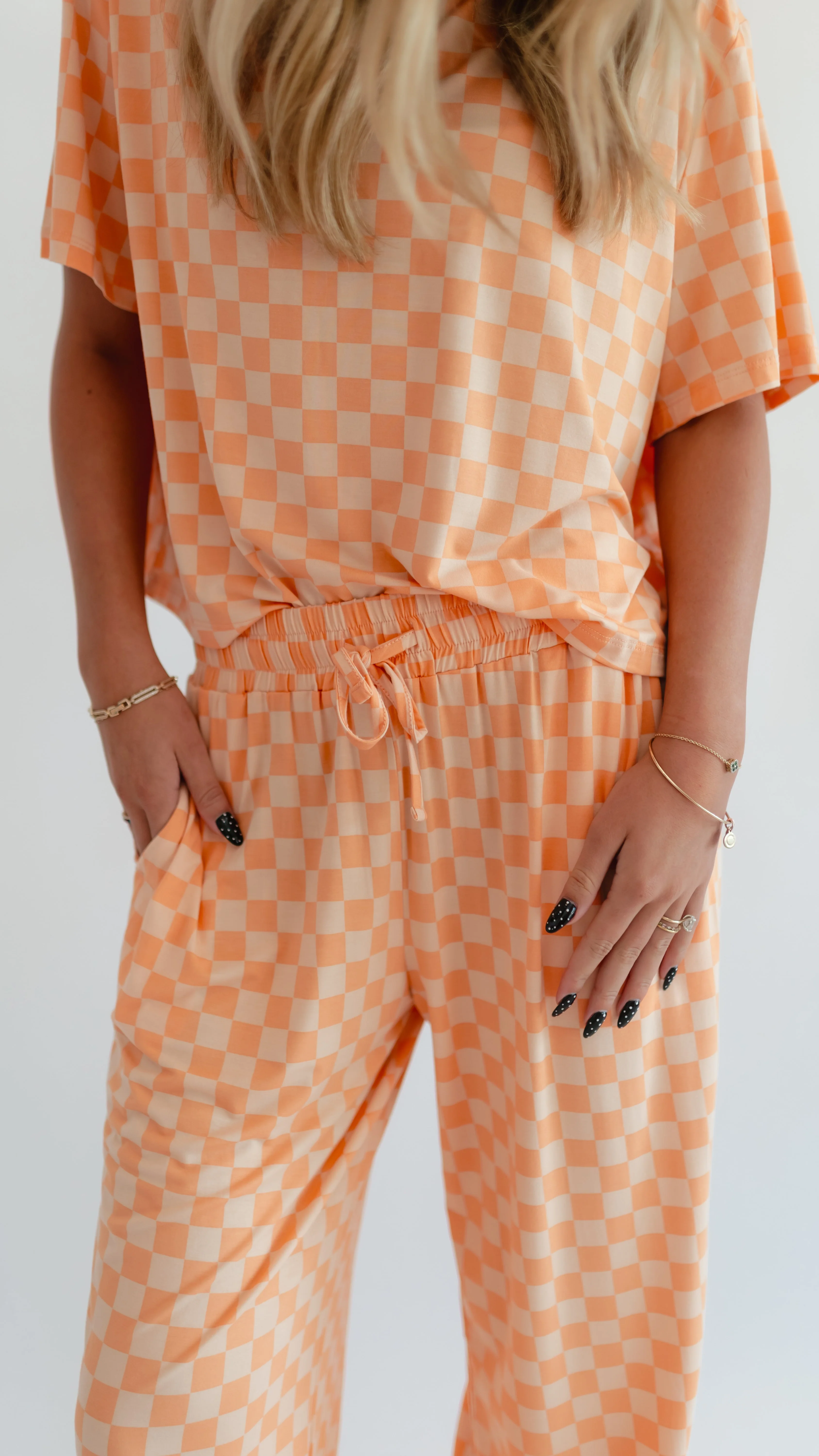 Women's T-Shirt and Pants Set In Orange Checkered - Image 2
