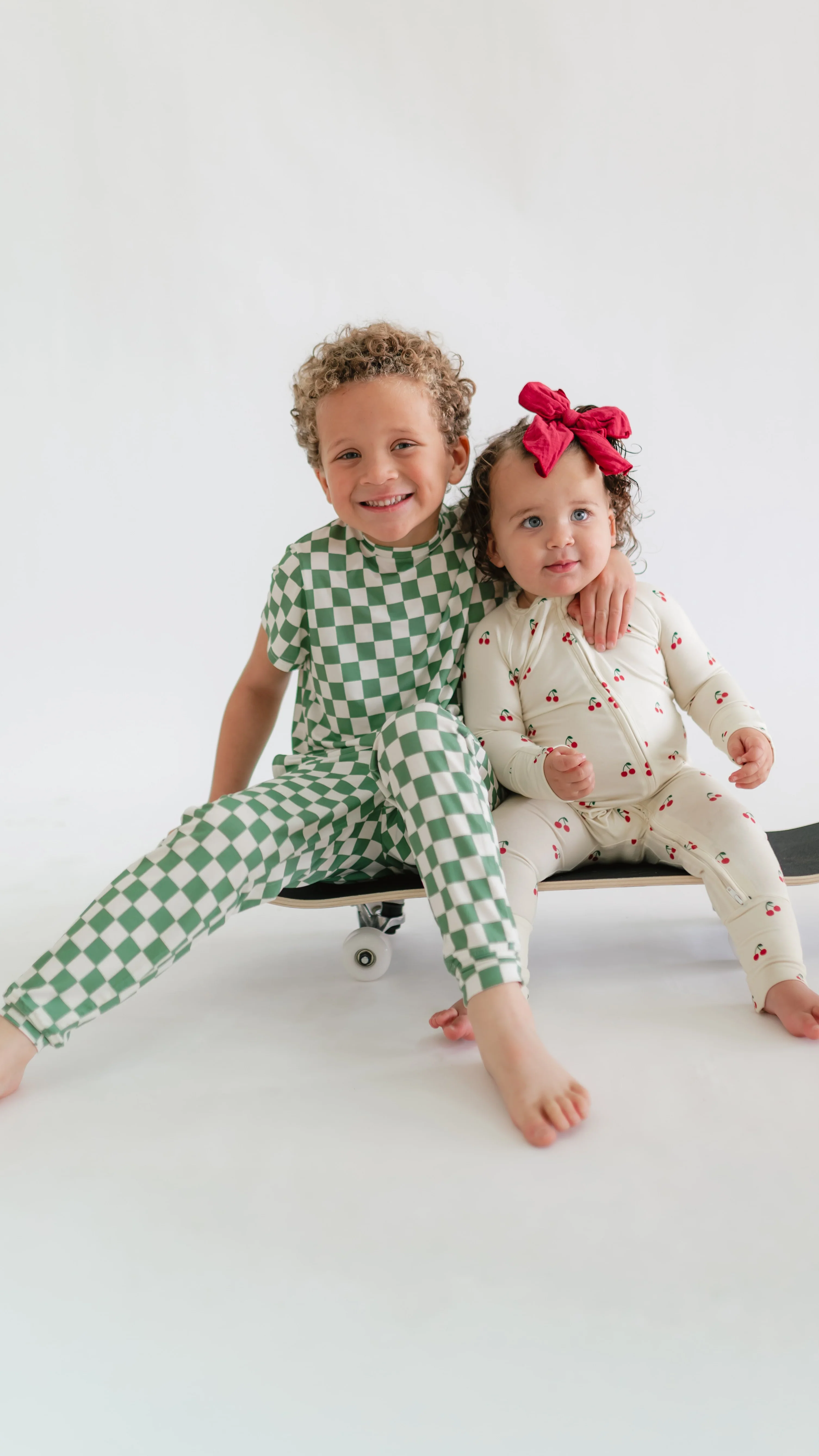 Youth Jogger Set In Green Checkered - Image 3